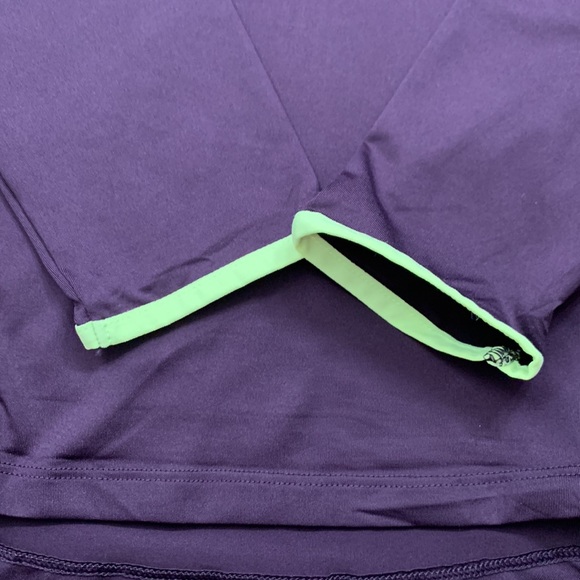 Women’s brand new medium purple pullover 1/4 zip Under Armour Volleyball Top - Picture 4 of 5